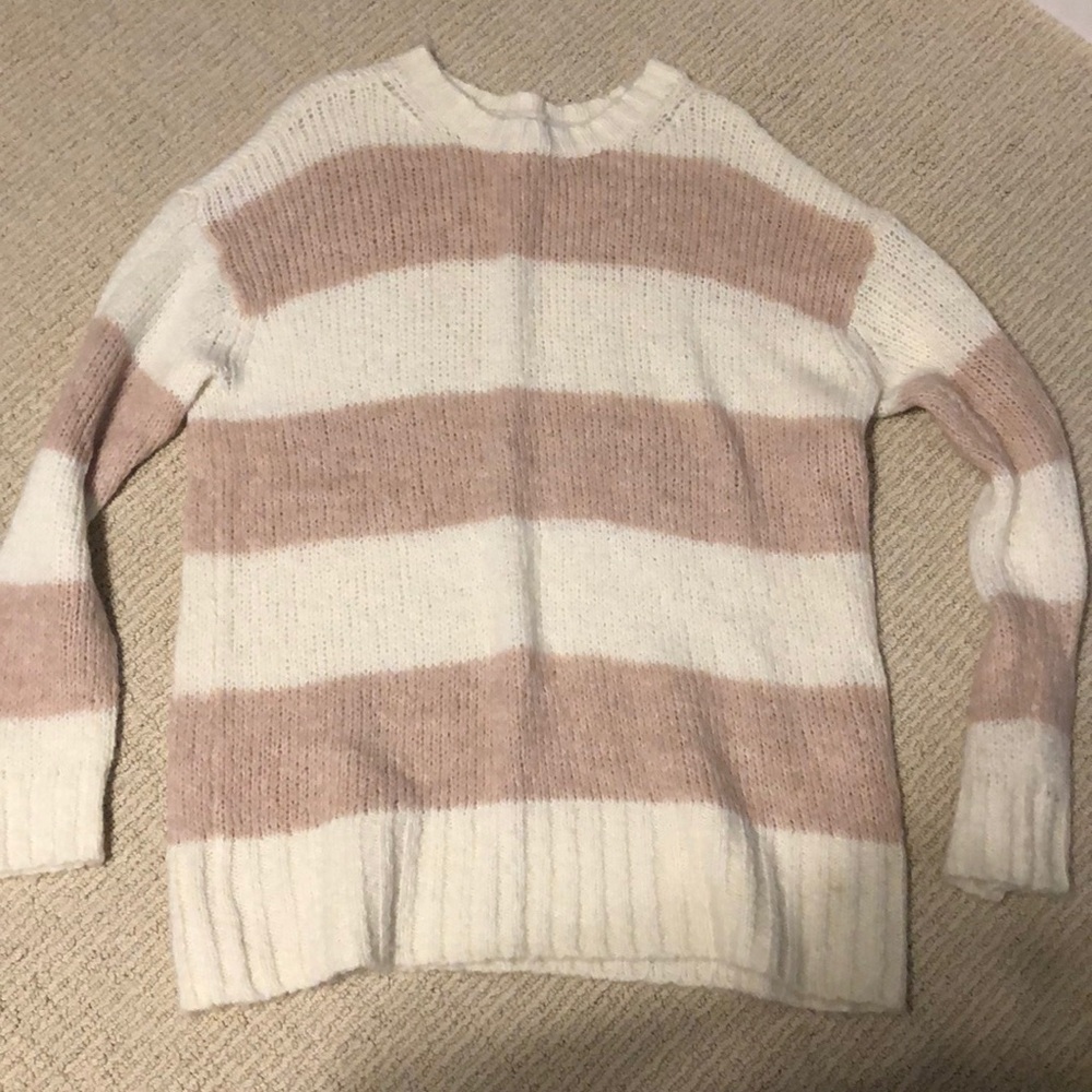 AE sweater